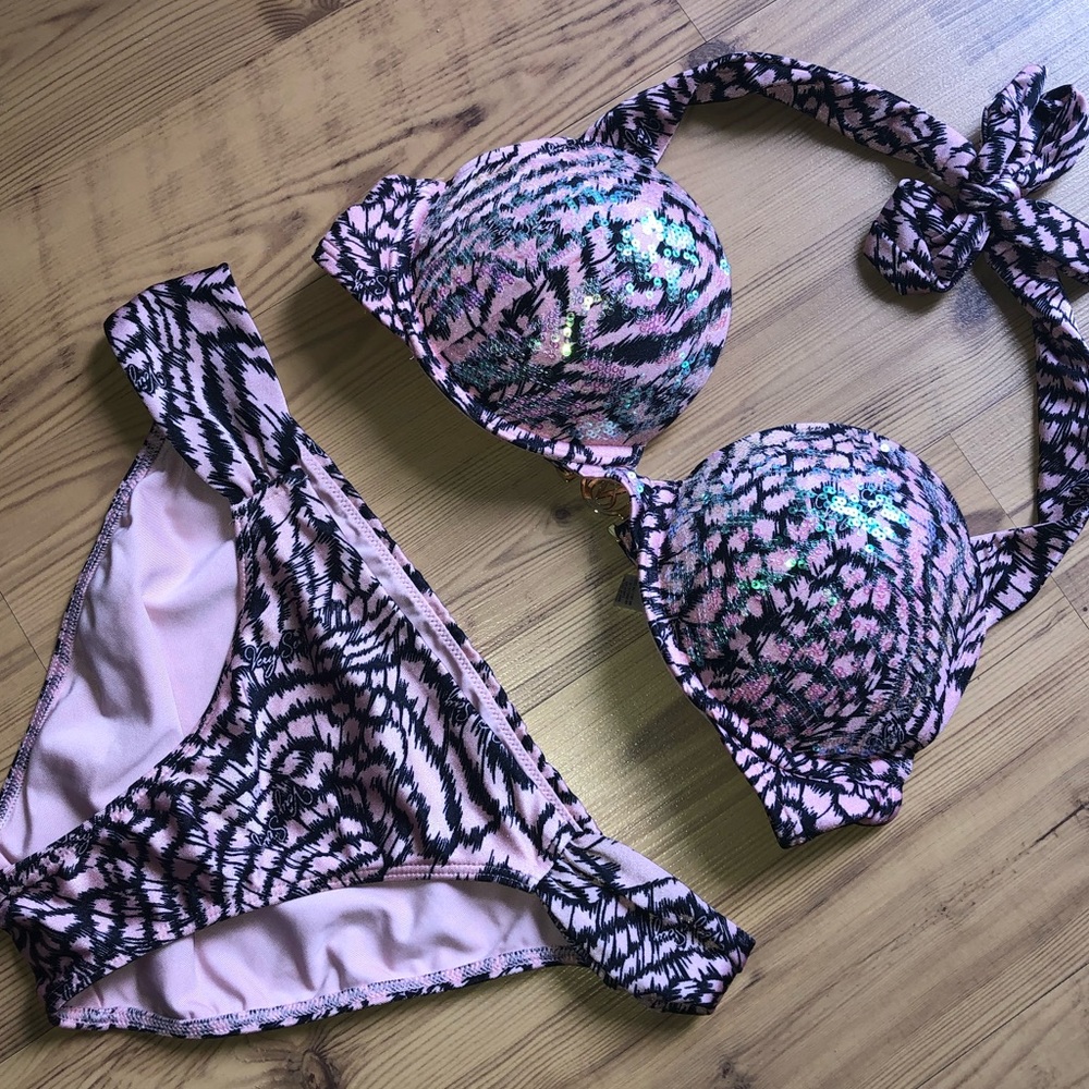 Victoria’s Secret Miraculous Bombshell Bikini